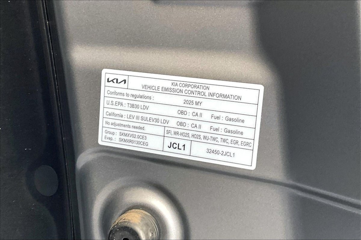 Used 2025 Kia K4 FWD image 28