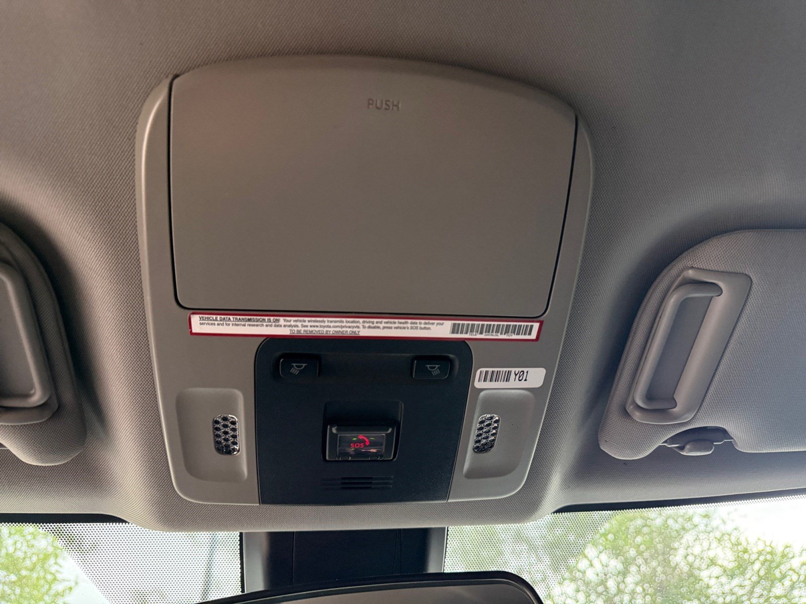 Used 2020 Toyota Camry LE w/ Carpet Mat Package FWD image 31