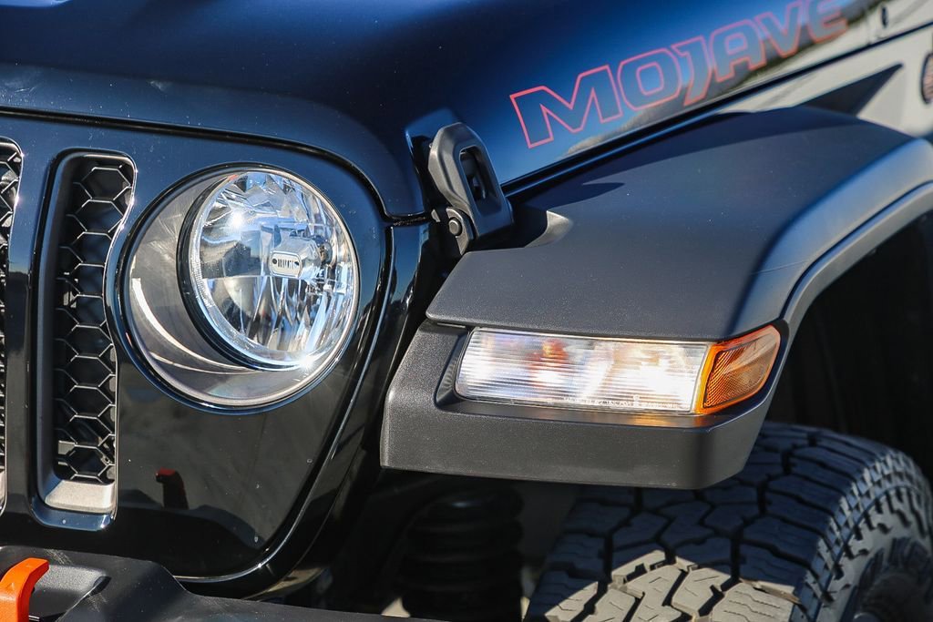 Certified 2022 Jeep Gladiator Mojave w/ Cold Weather Group image 5