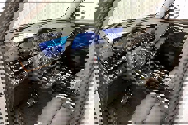 Certified 2025 Buick Envision Sport Touring AWD/4WD image 16