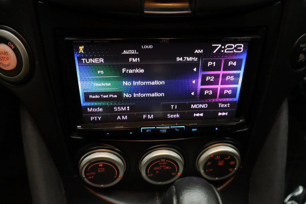 Used 2011 Nissan 370Z Roadster image 19