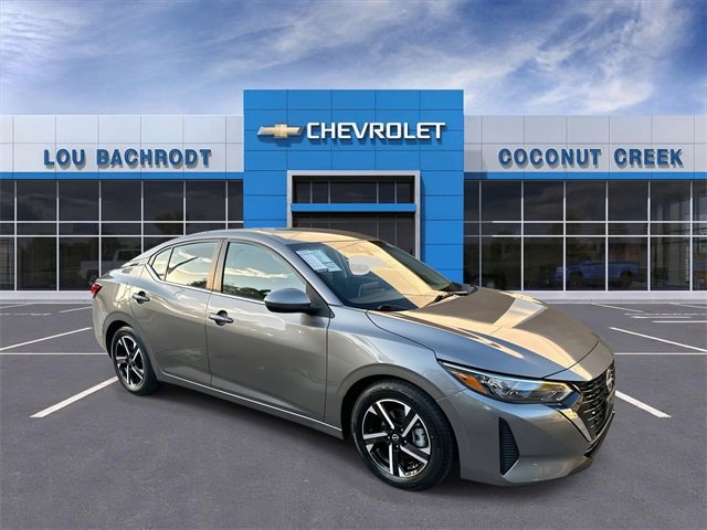 Used 2024 Nissan Sentra SV image 2