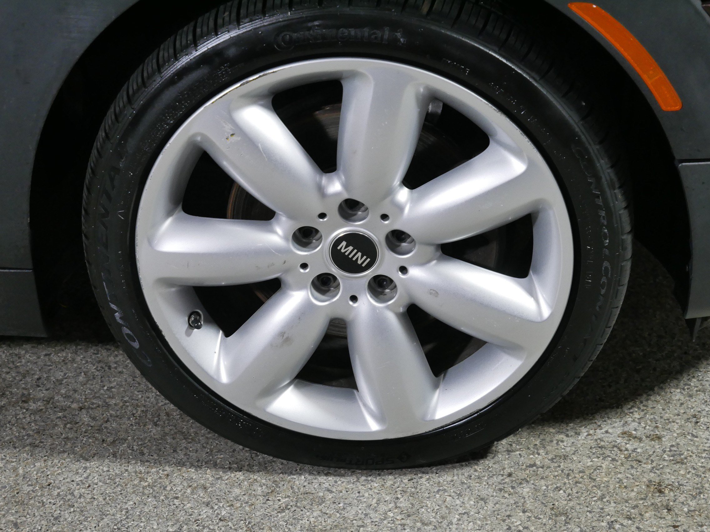 Used 2016 MINI Cooper Clubman S FWD image 15