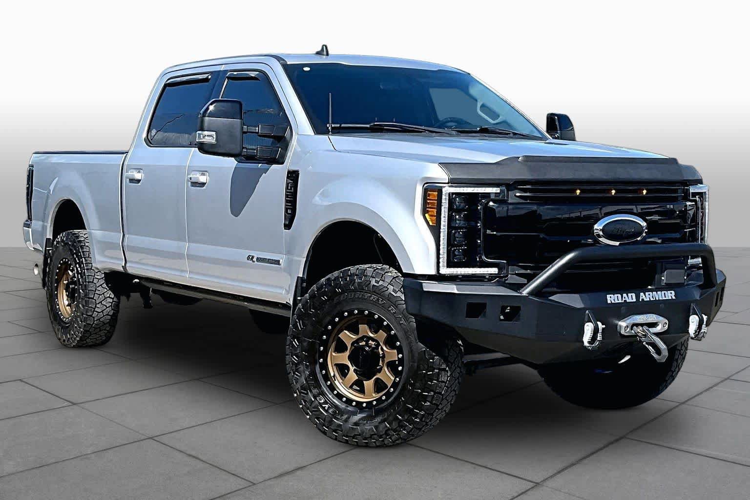 Used 2019 Ford F250 Lariat w/ Lariat Ultimate Package AWD/4WD image 5