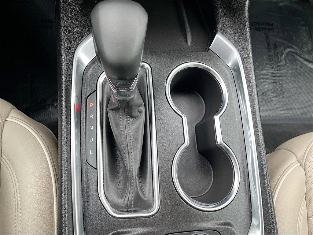 Used 2023 Chevrolet Traverse Premier image 17