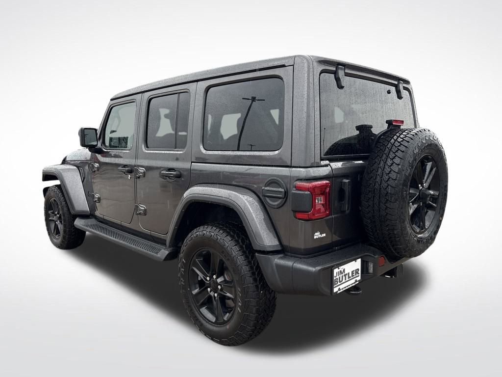 Used 2022 Jeep Wrangler Unlimited Sahara image 4