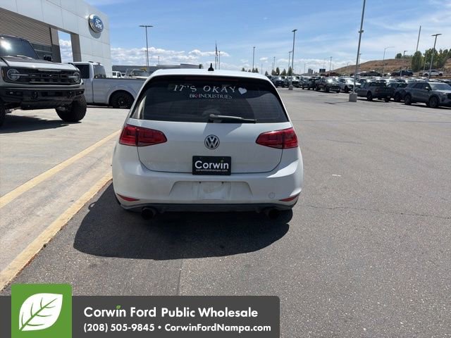 Used 2017 Volkswagen Golf 4-Door FWD image 15