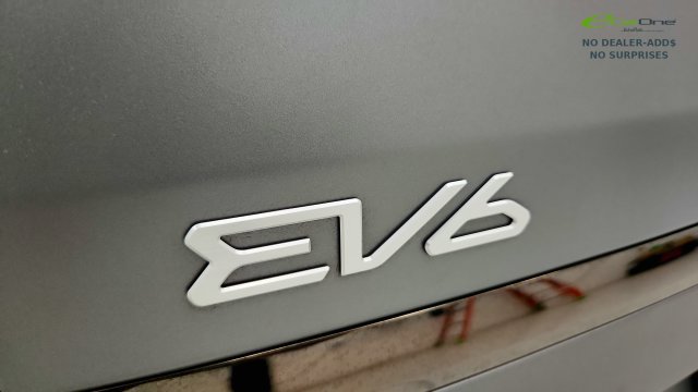 Used 2024 Kia EV6 GT-Line w/ GT-Line White Seat Package AWD/4WD image 34