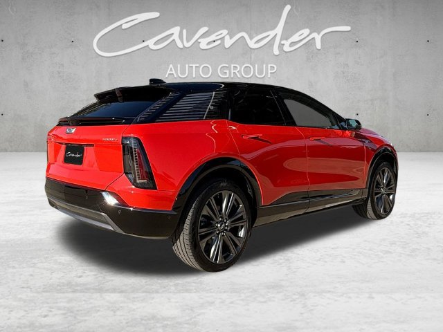 Certified 2025 Cadillac Optiq Sport 2 AWD/4WD image 16