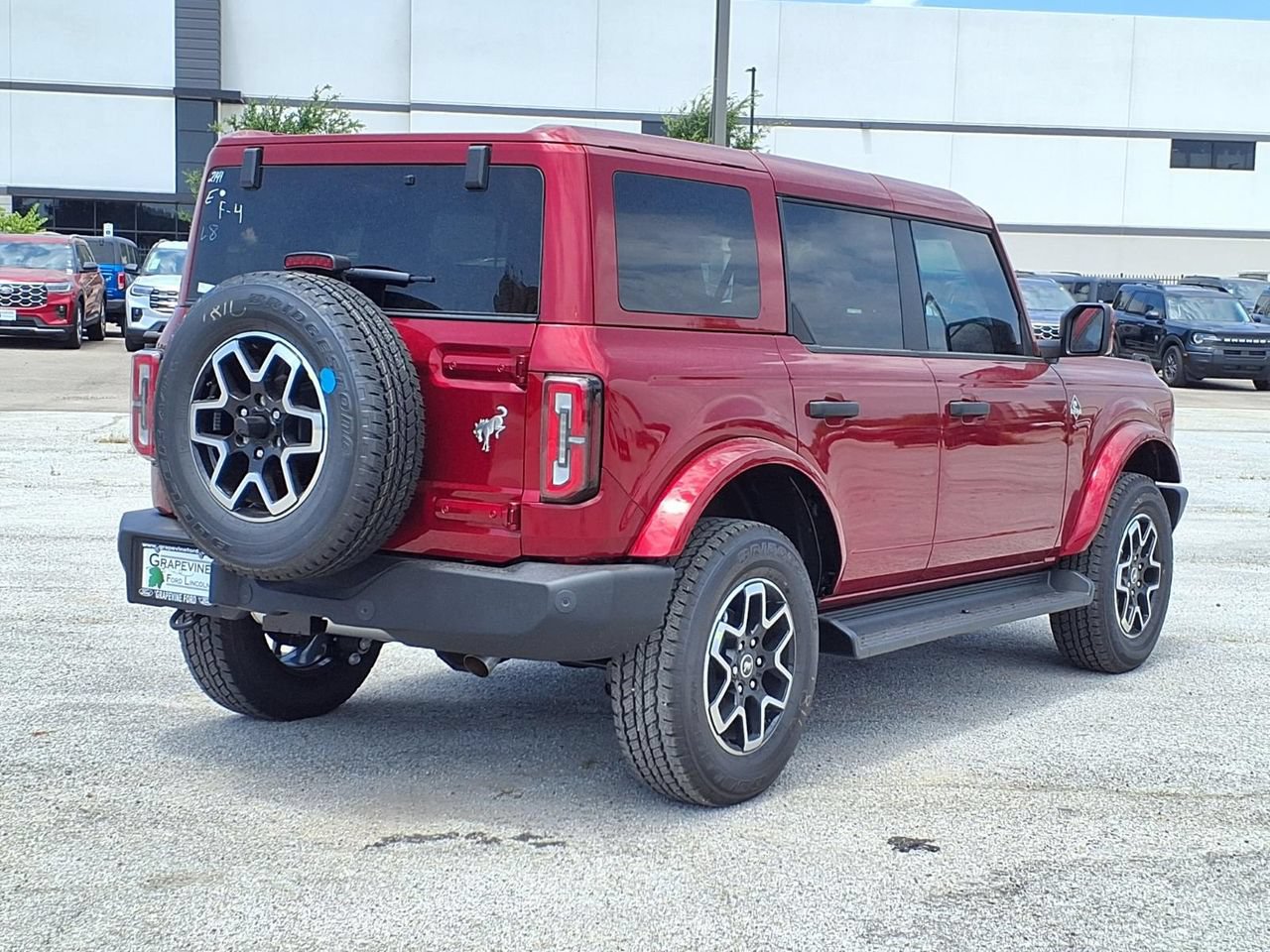 New 2026 Ford Bronco Outer Banks AWD/4WD image 4