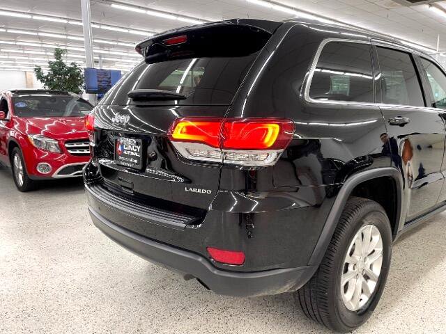 Used 2021 Jeep Grand Cherokee Laredo image 34