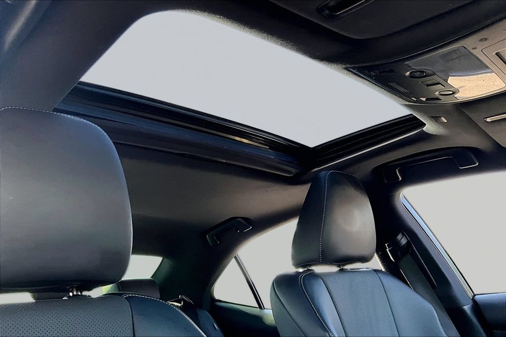 Used 2020 Lexus IS 350 F Sport AWD/4WD image 17