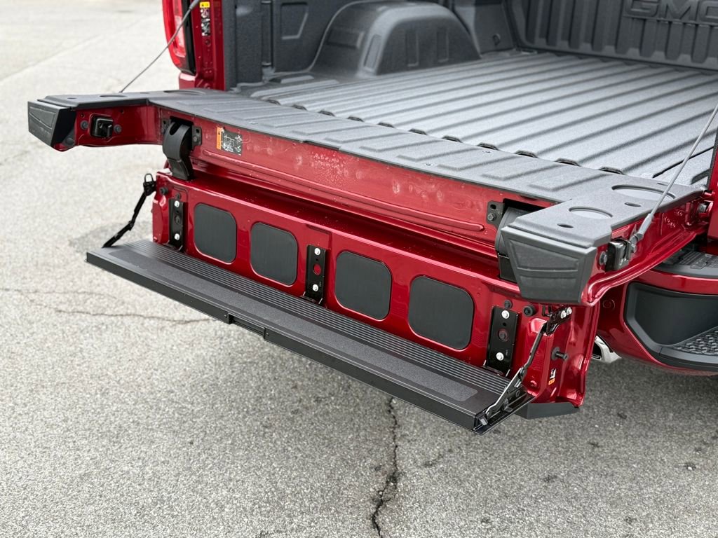 New 2026 GMC Sierra 1500 AT4 w/ AT4 Premium Package image 4
