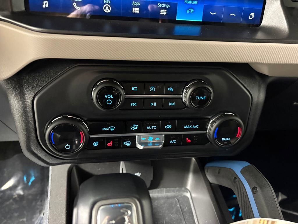 Certified 2023 Ford Bronco Wildtrak AWD/4WD image 18