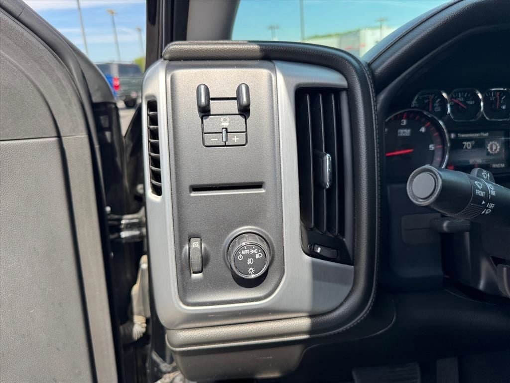 Used 2015 GMC Sierra 1500 SLT w/ SLT Crew Cab Value Package RWD image 20