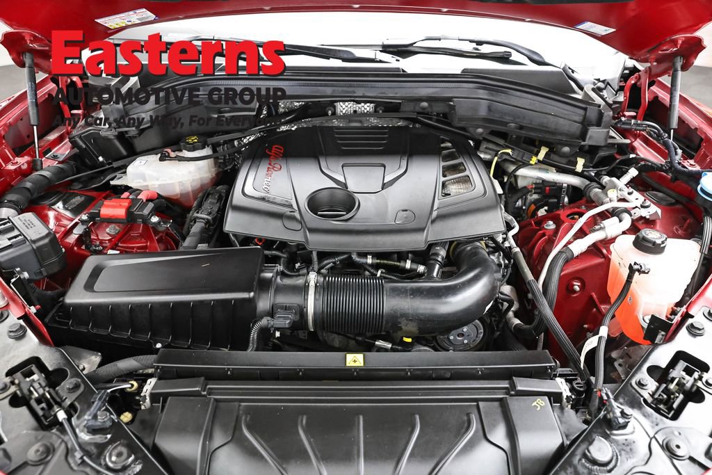 Used 2024 Alfa Romeo Stelvio Ti w/ Active Assist Plus Package image 7