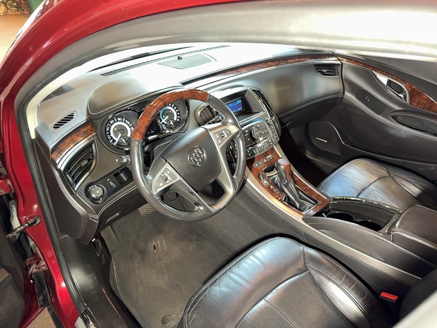 Used 2011 Buick LaCrosse CXS FWD image 14