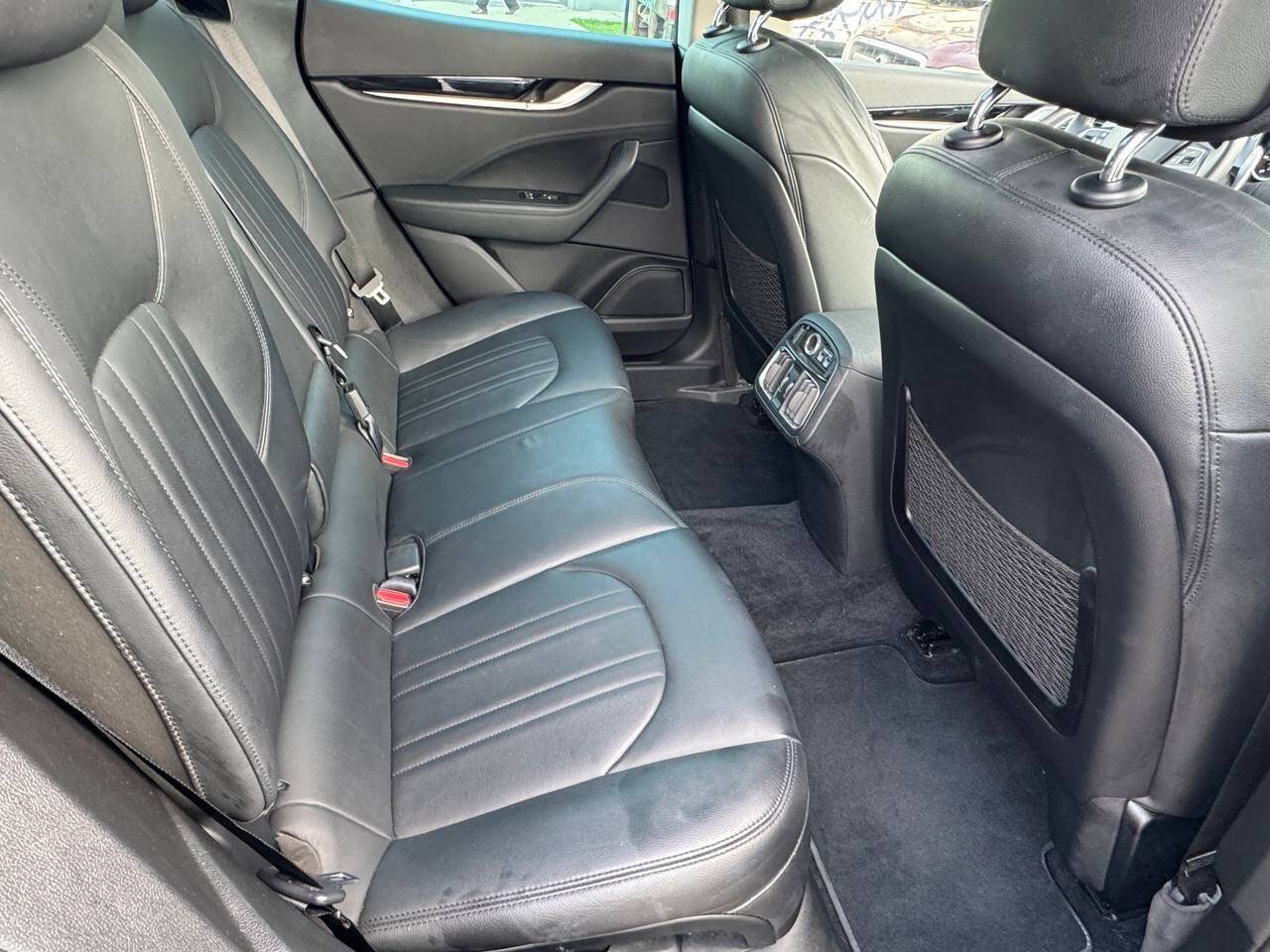 Used 2020 Maserati Levante S AWD/4WD image 20