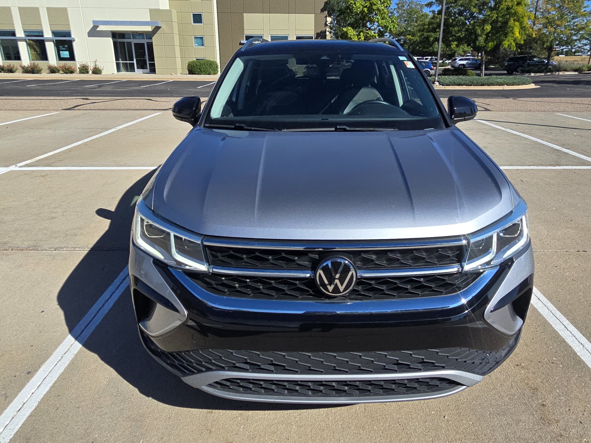 Used 2023 Volkswagen Taos SEL AWD/4WD image 9