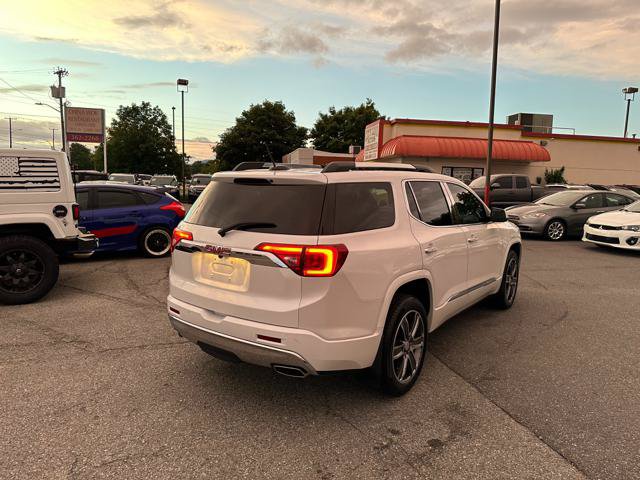 Used 2017 GMC Acadia Denali w/ Technology Package AWD/4WD image 5