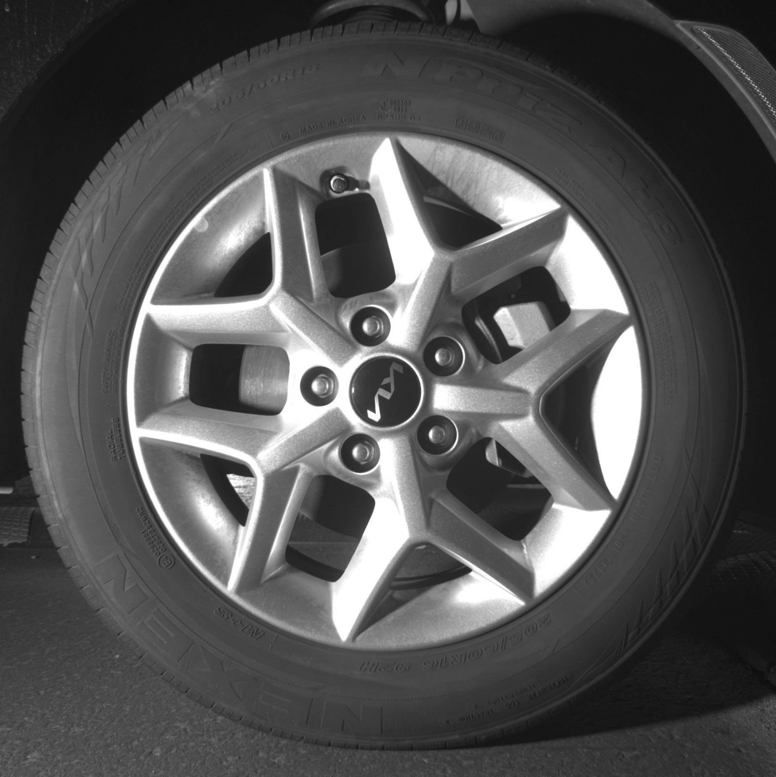 Used 2025 Kia Soul LX w/ LX Technology Package FWD image 15
