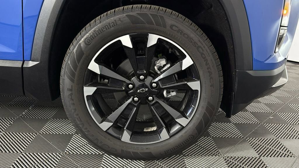 New 2025 Chevrolet Equinox RS w/ Safety and Technology Package image 31