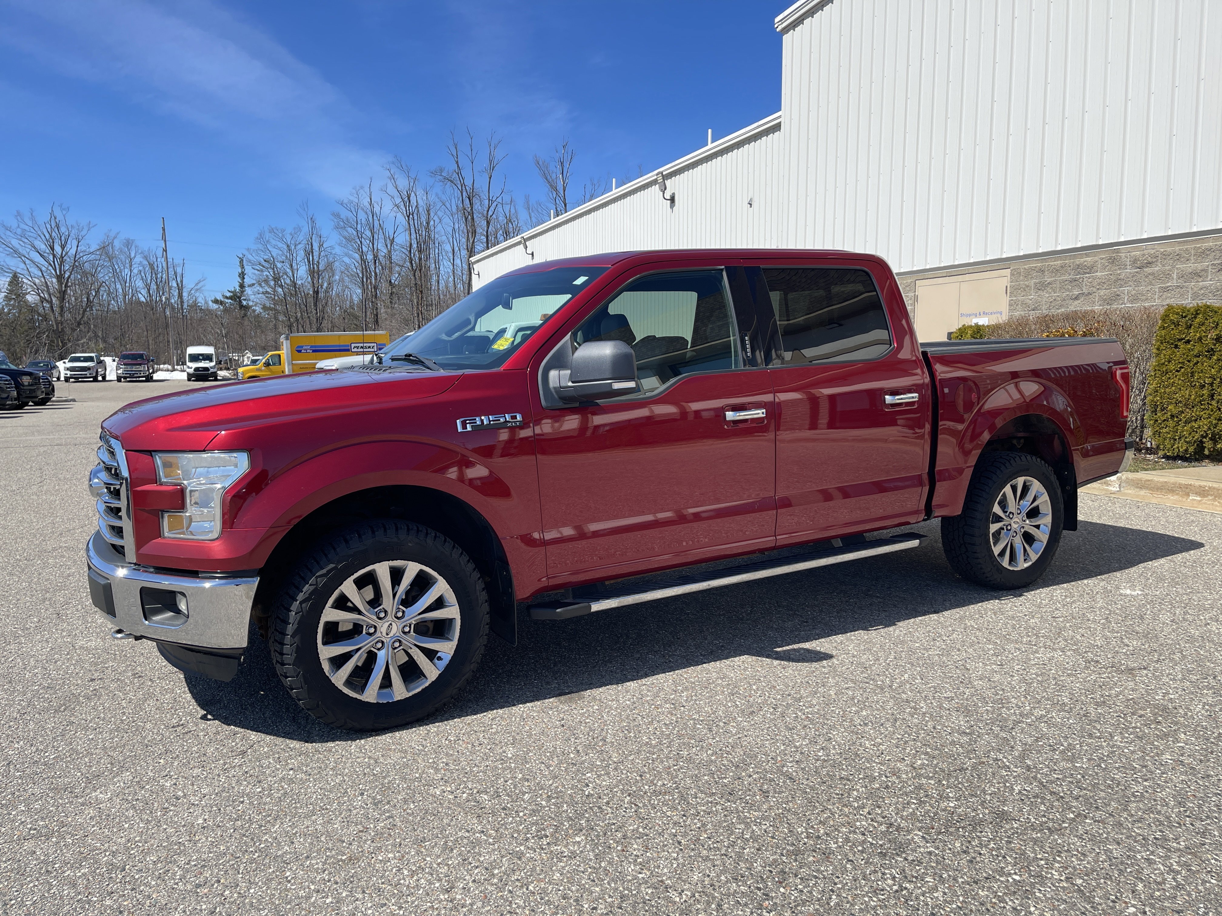Used 2015 Ford F150 XLT w/ Equipment Group 302A Luxury image 6