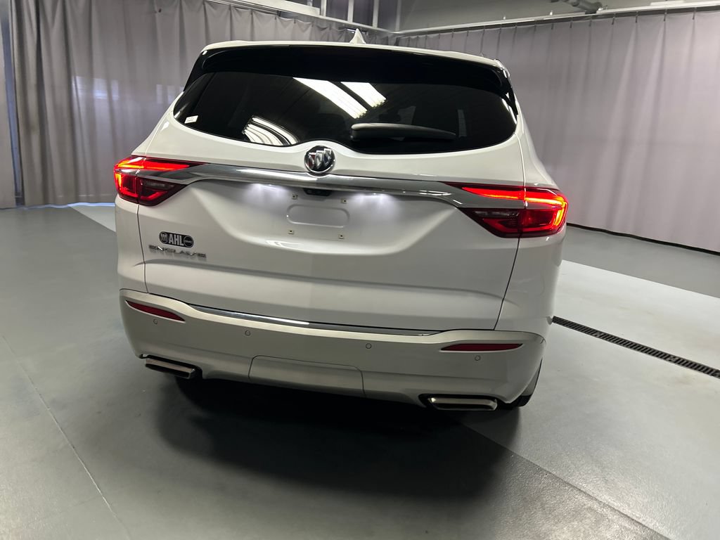 Used 2020 Buick Enclave Premium w/ Surround and Sites Package FWD image 6