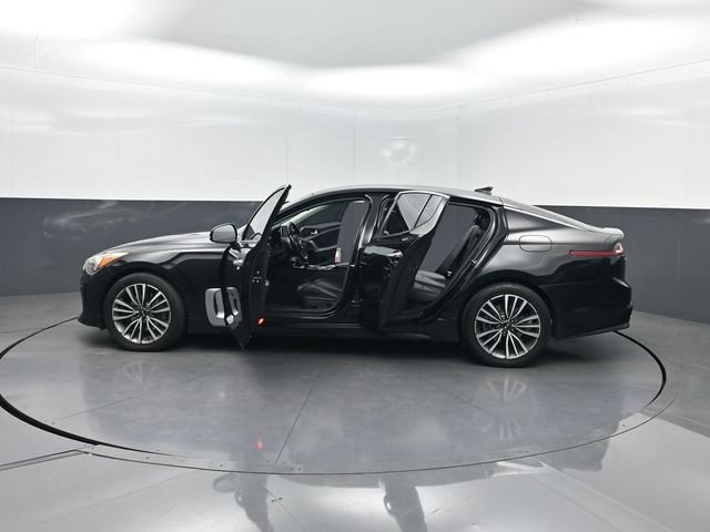 Used 2019 Kia Stinger RWD image 45