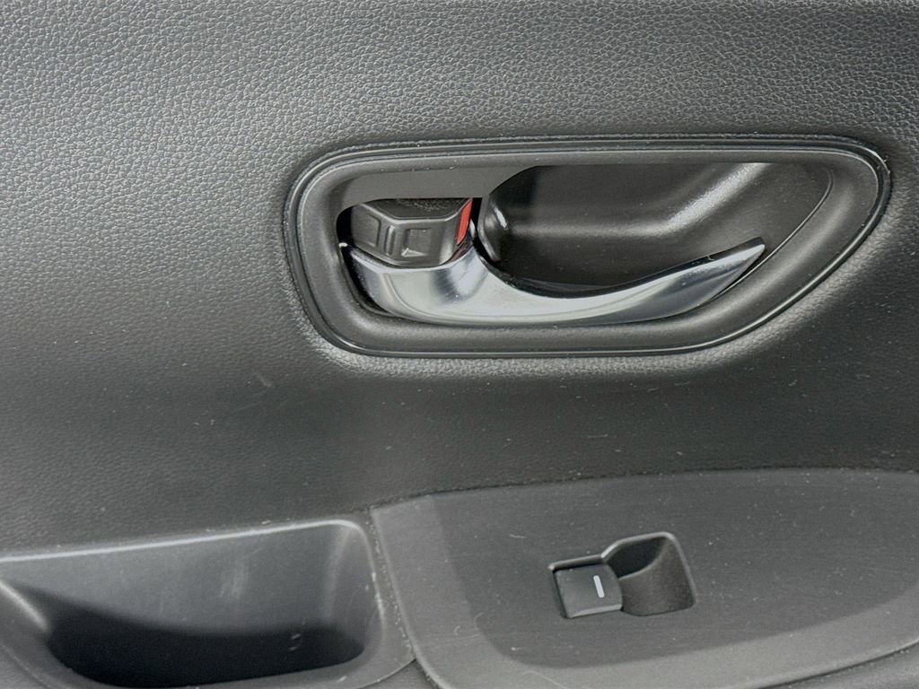 Certified 2023 Honda HR-V LX image 23