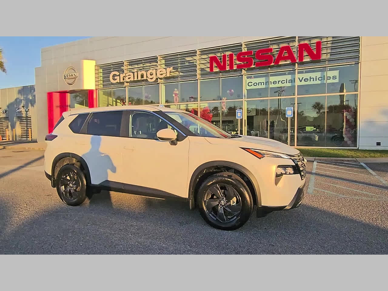 Used 2026 Nissan Rogue SV AWD/4WD image 17