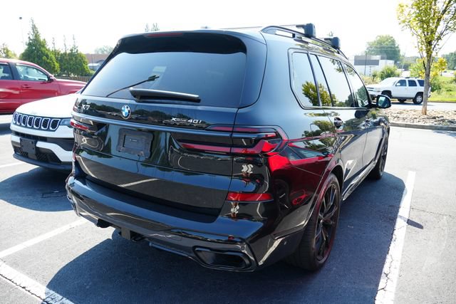 Used 2024 BMW X7 xDrive40i w/ M Sport Package AWD/4WD image 12
