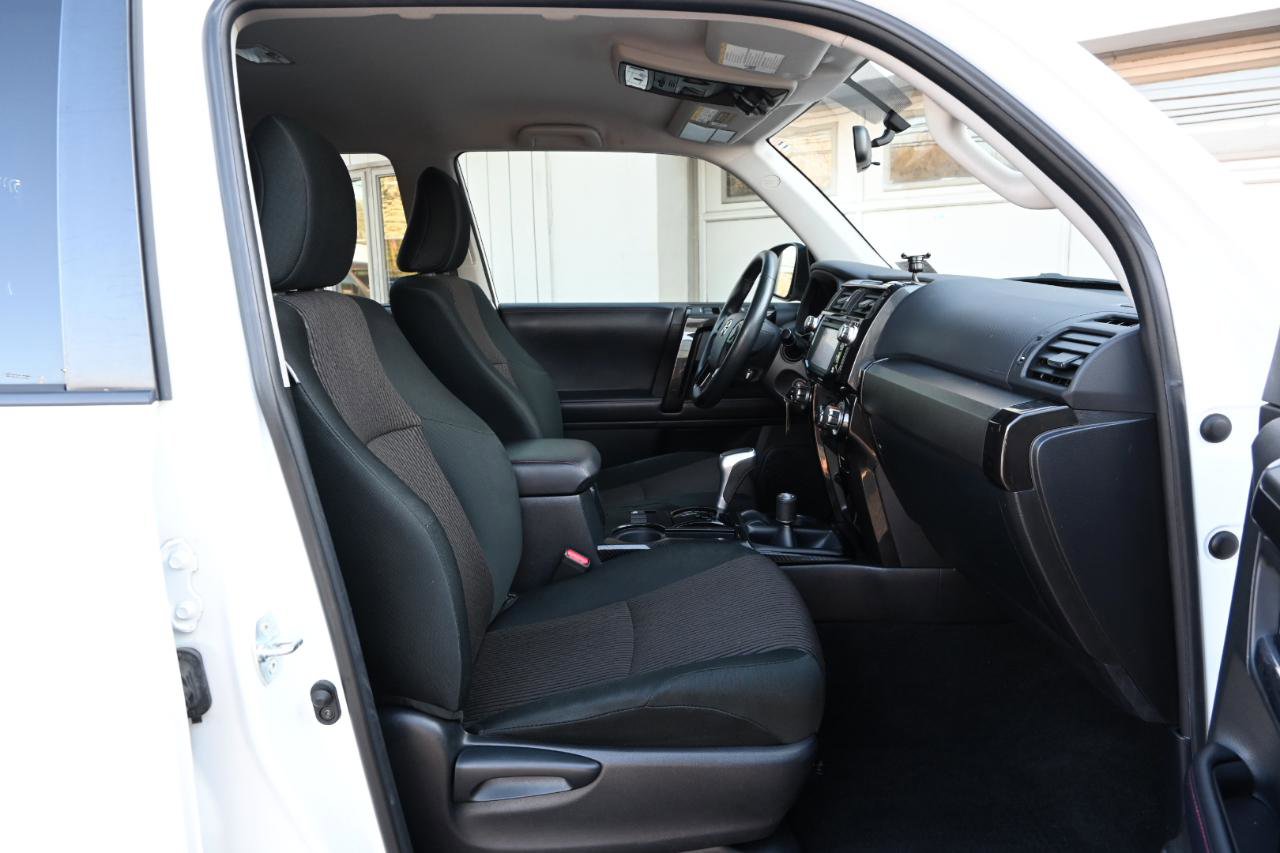 Used 2019 Toyota 4Runner TRD Off-Road image 32