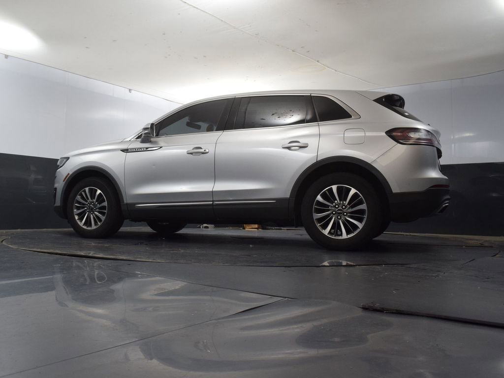 Used 2019 Lincoln Nautilus Select image 53