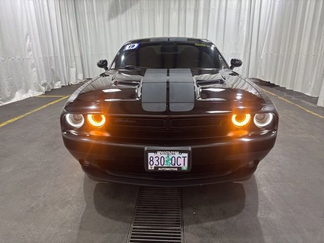 Used 2019 Dodge Challenger SXT w/ Blacktop Package image 9