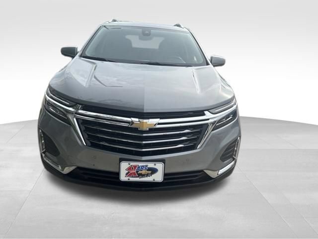 Used 2023 Chevrolet Equinox Premier AWD/4WD image 2