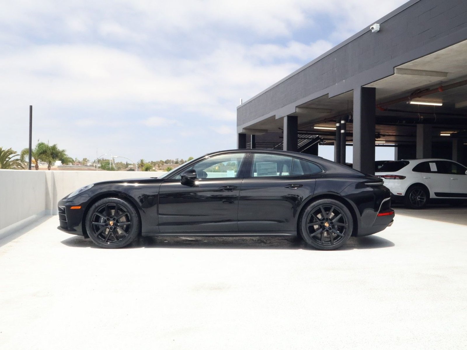 New 2026 Porsche Panamera 4 AWD/4WD video 2