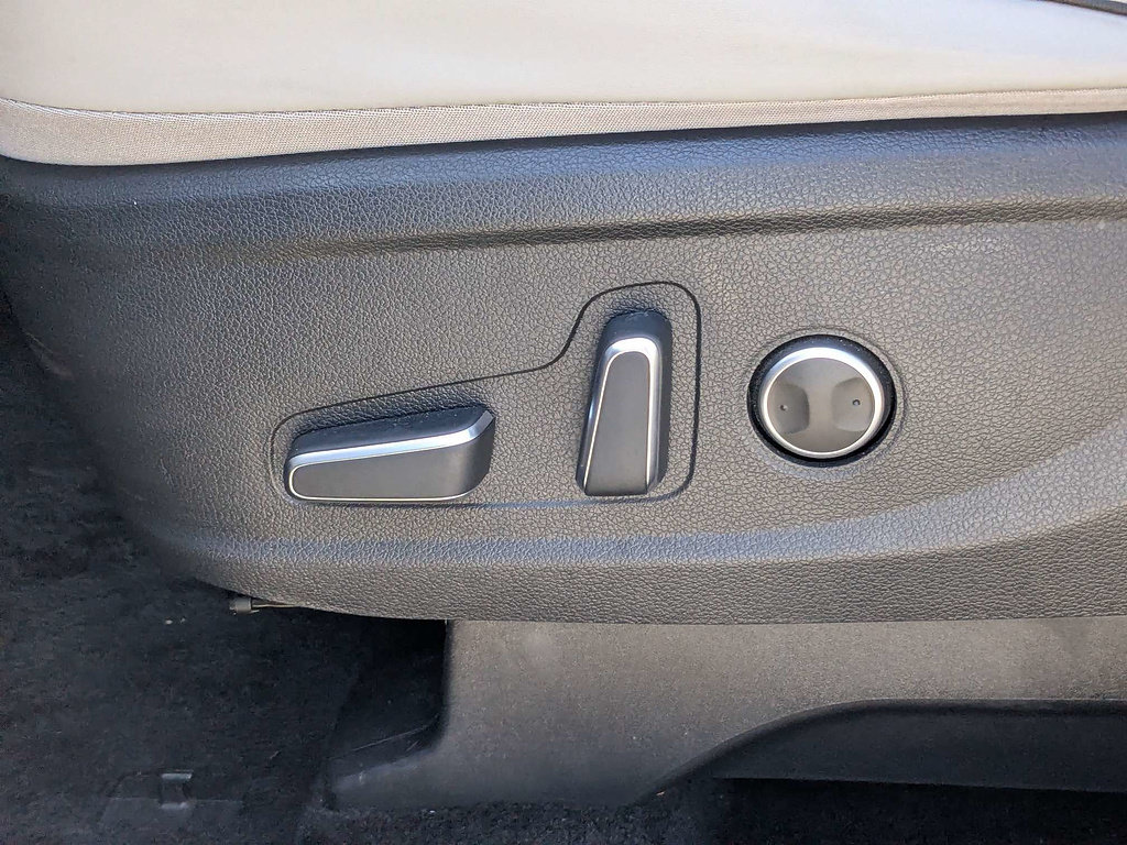 Used 2024 Hyundai Palisade SEL FWD image 22