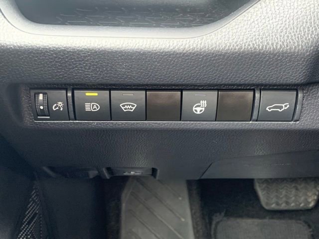 Used 2024 Toyota RAV4 XLE w/ Convenience Package image 23