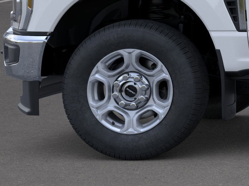 New 2026 Ford F350 XLT w/ XLT Premium Package AWD/4WD image 19