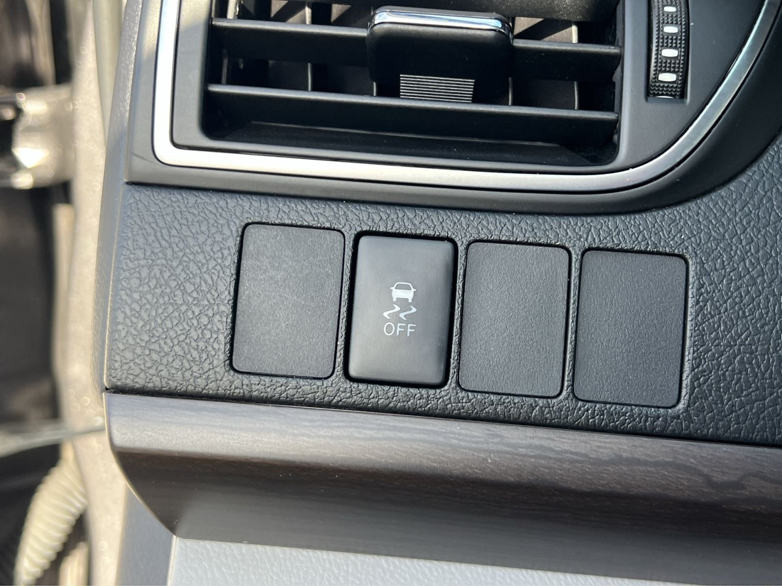 Used 2017 Toyota Camry XLE FWD image 63