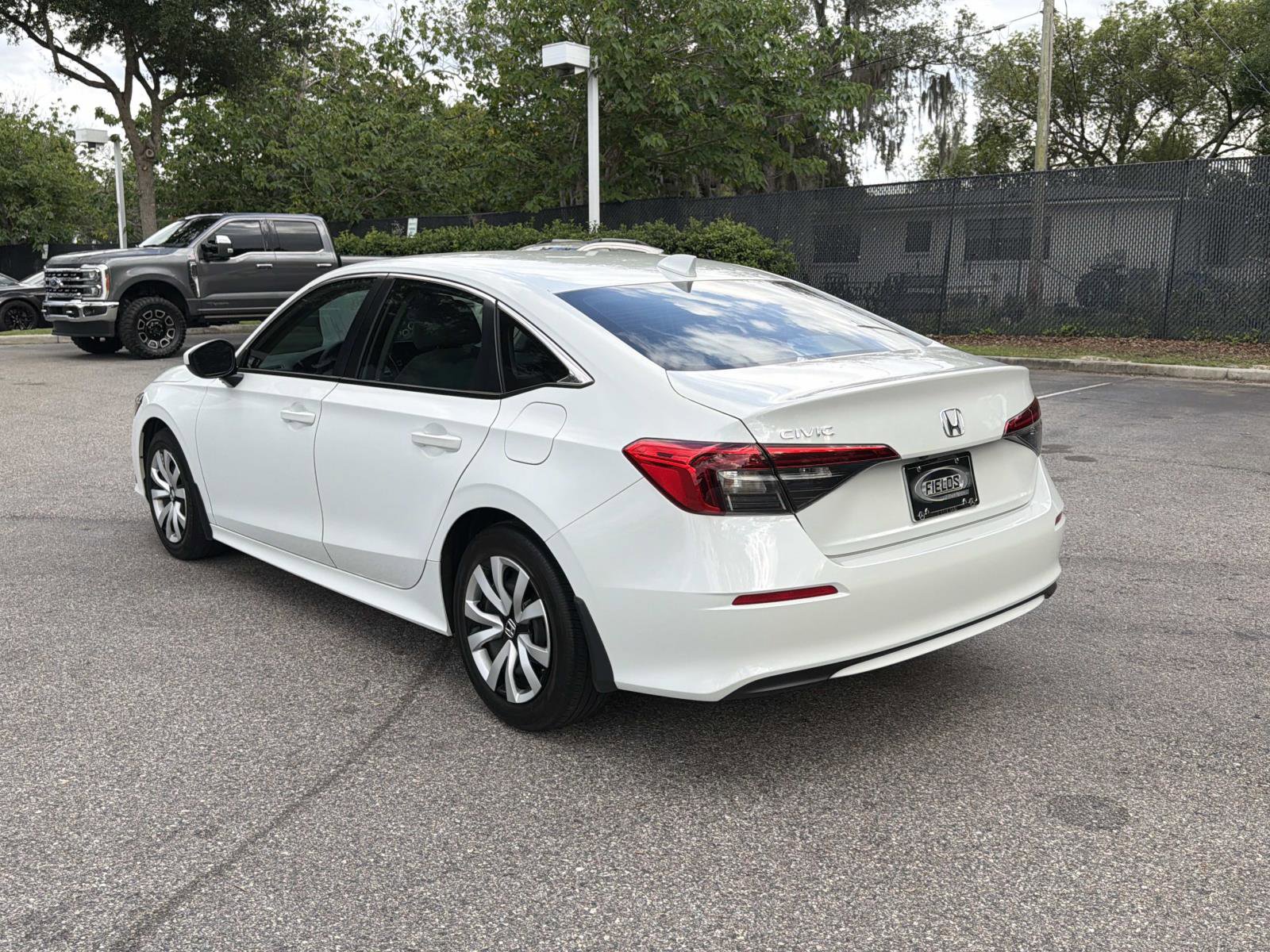 Used 2022 Honda Civic LX image 5