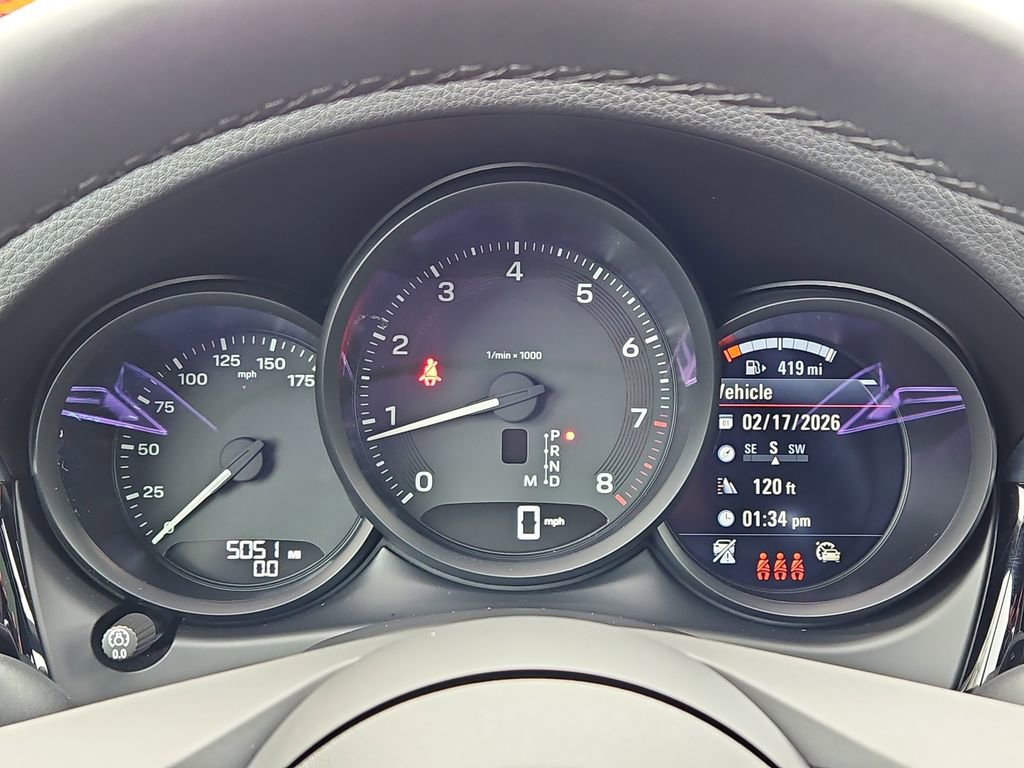 Certified 2025 Porsche Macan image 35