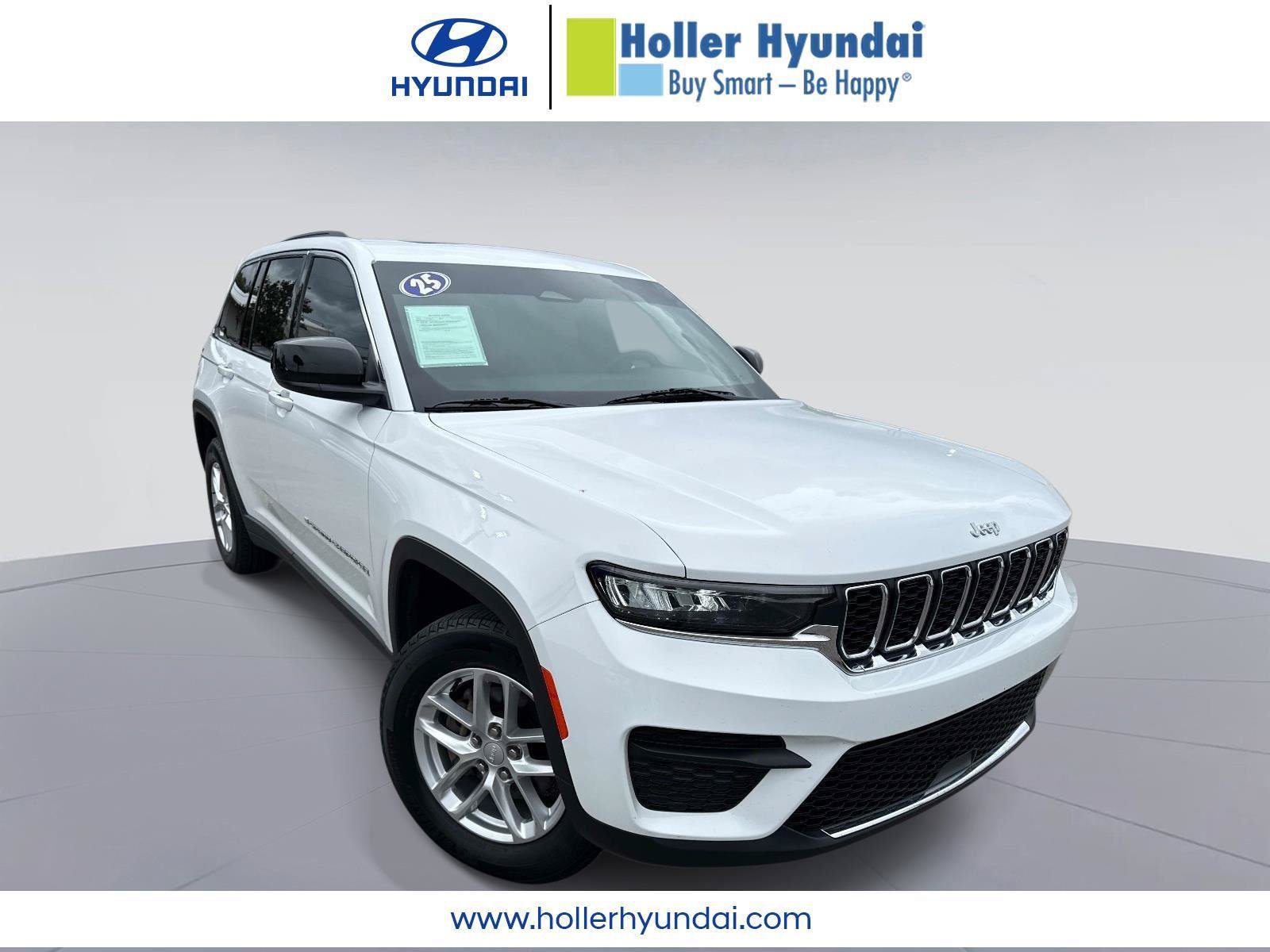 Used 2025 Jeep Grand Cherokee Laredo X w/ Luxury Tech Group I AWD/4WD image 1