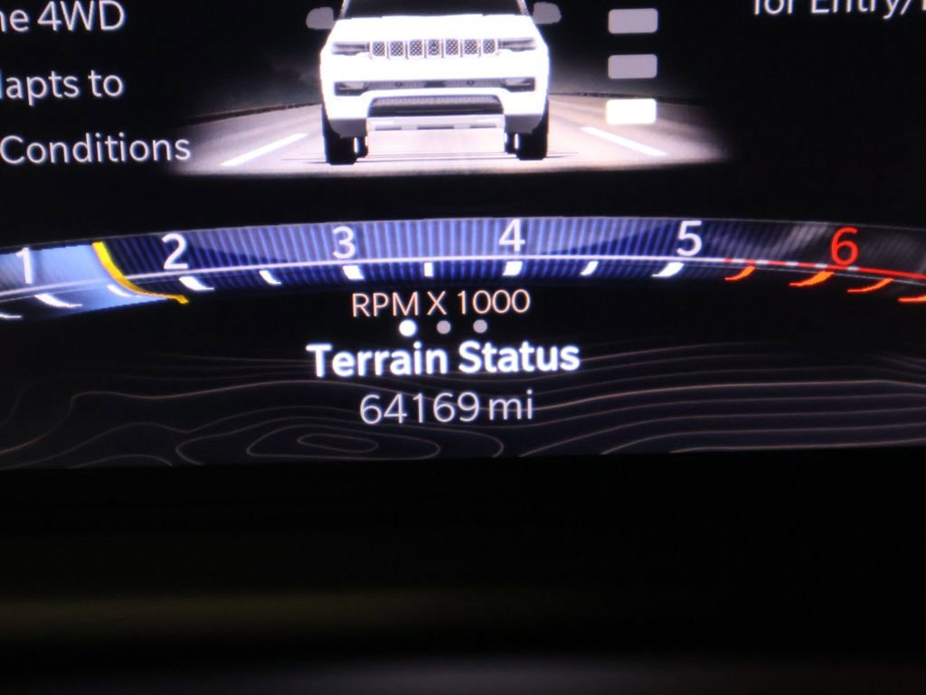 Used 2024 Jeep Wagoneer L Series III w/ Flexible Seating Group image 37