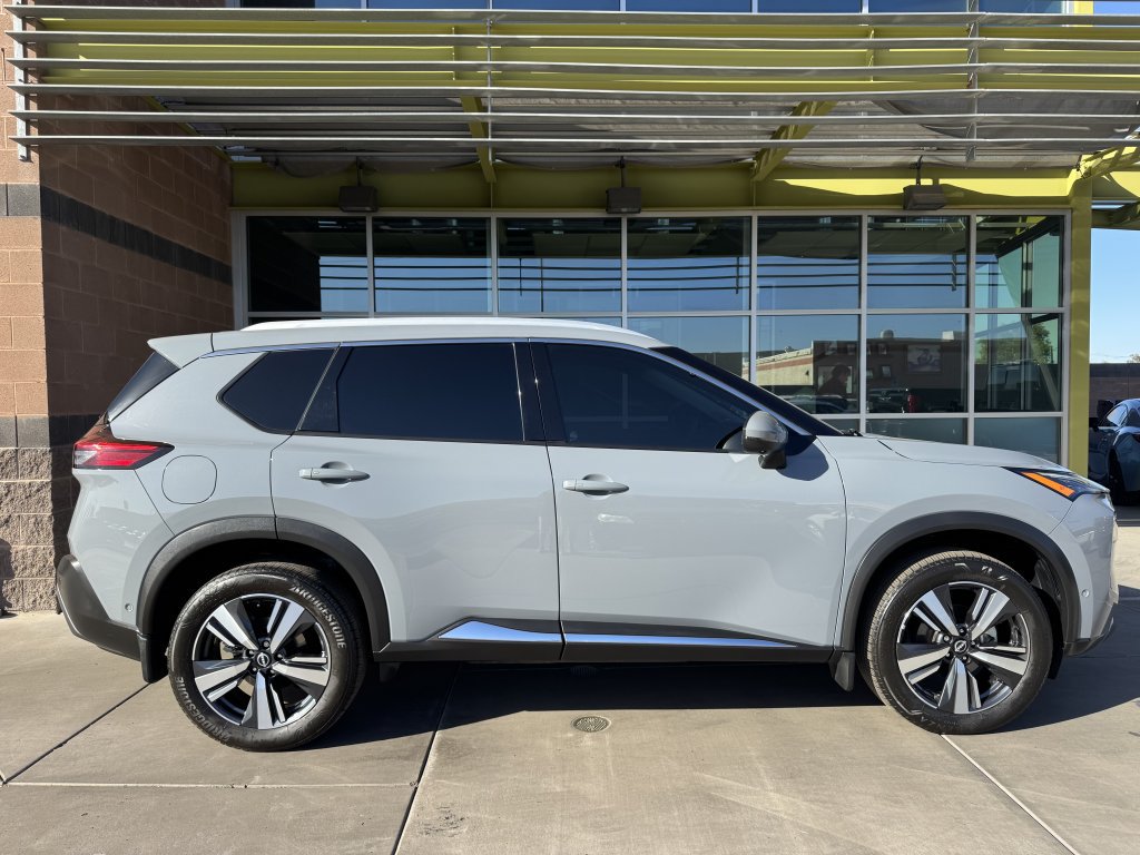 Used 2023 Nissan Rogue SL w/ SL Premium Package AWD/4WD image 9