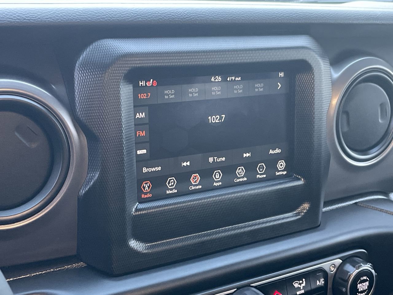Used 2023 Jeep Gladiator Willys image 32