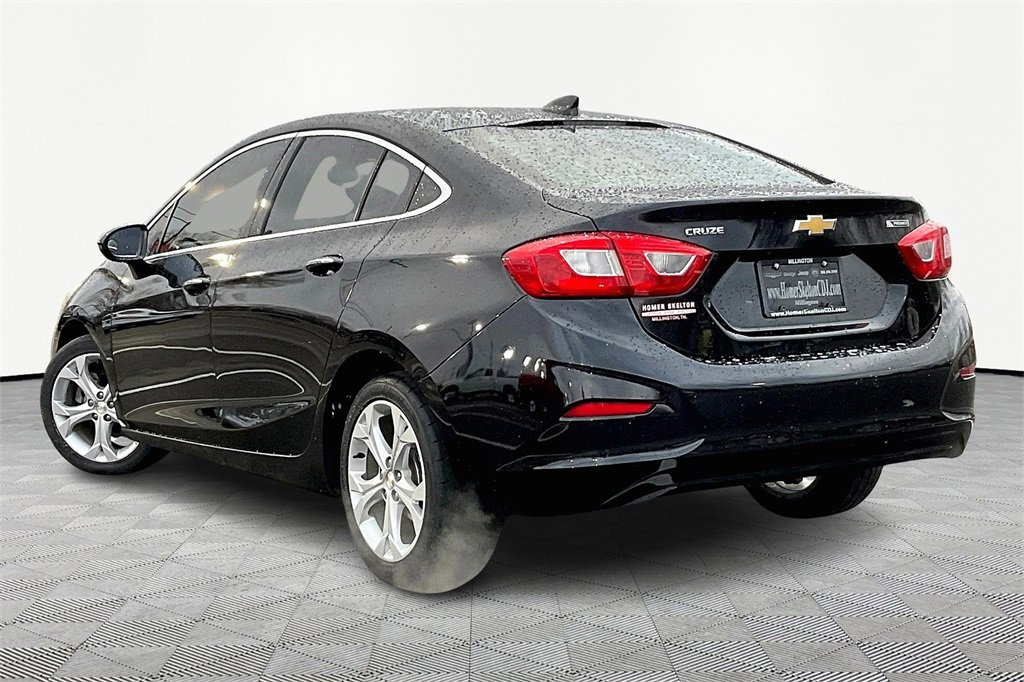Used 2017 Chevrolet Cruze Premier image 11