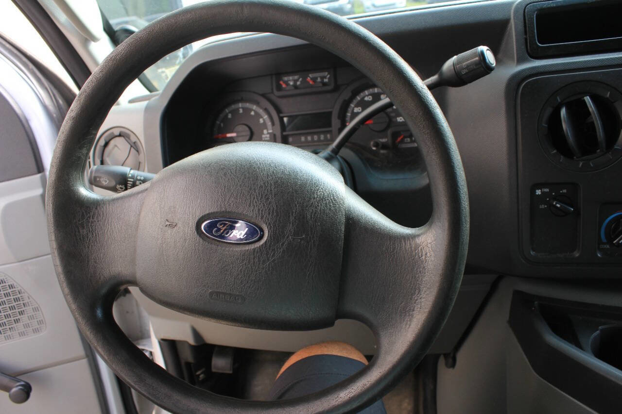 Used 2012 Ford E-250 and Econoline 250 image 20