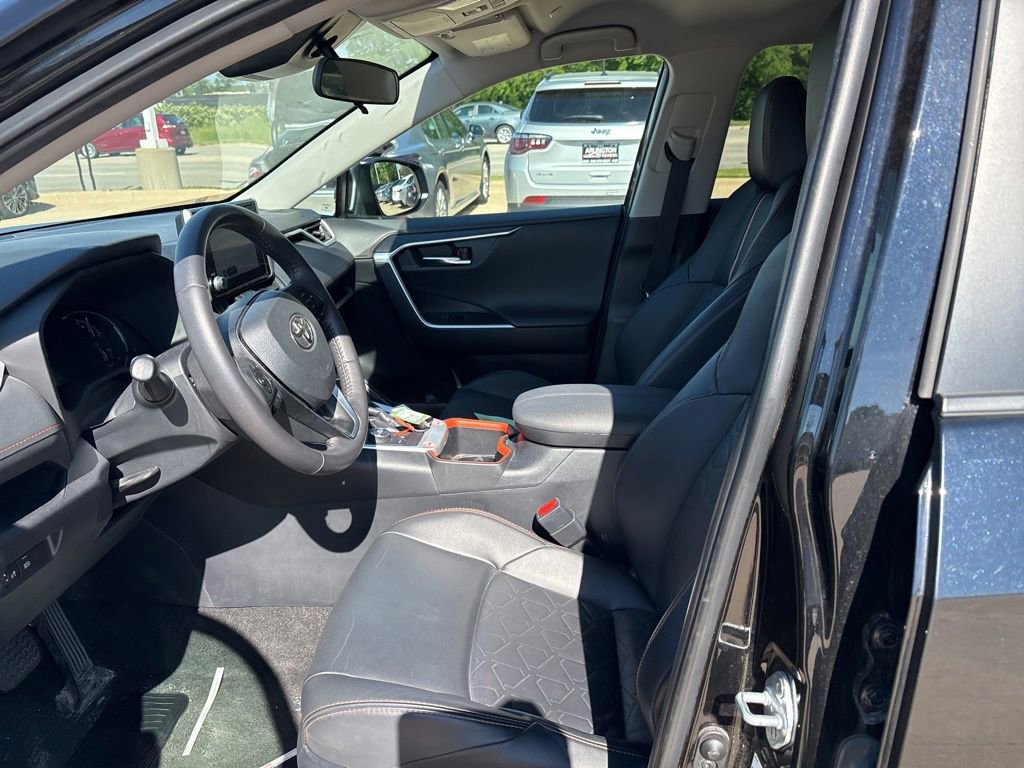 Used 2024 Toyota RAV4 Adventure AWD/4WD image 10